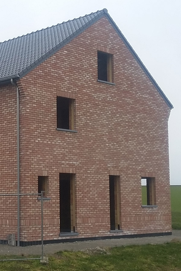 gros oeuvre nouvelle construction debry à Mettet